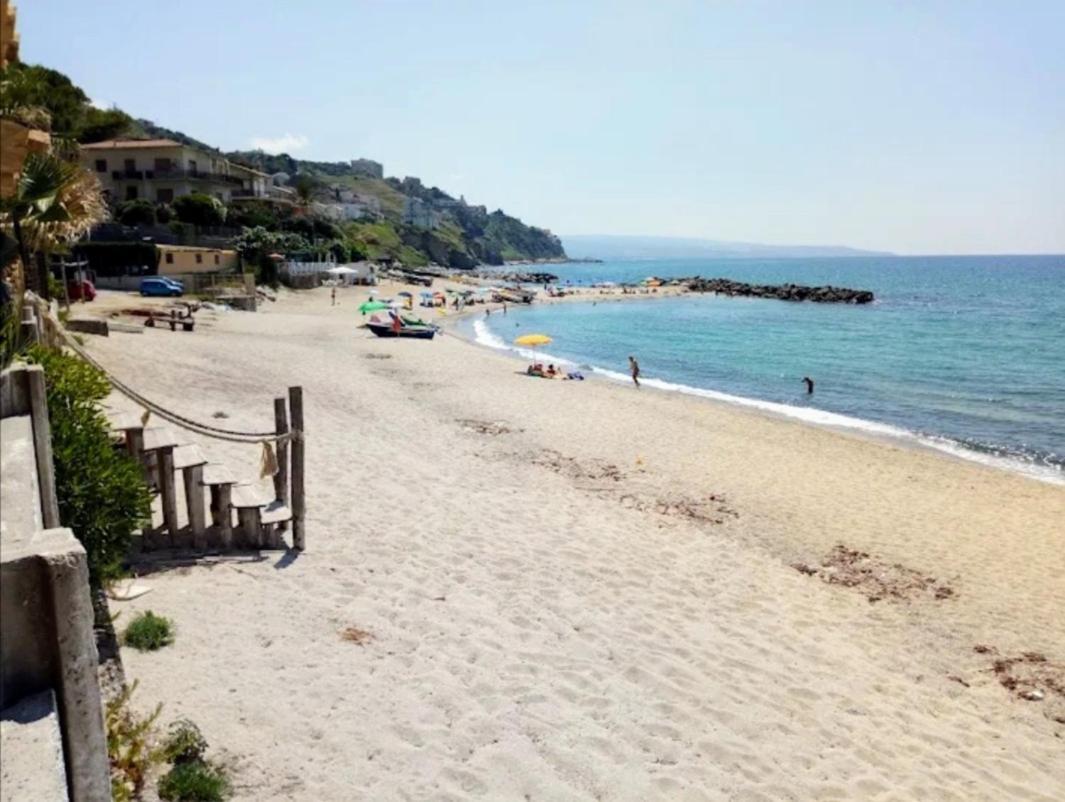 Casa Di Giorgio-Fronte Spiaggia Pizzo  Zewnętrze zdjęcie