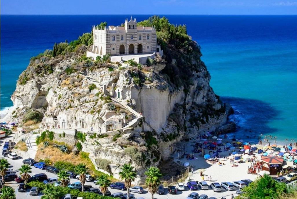 Casa Di Giorgio-Fronte Spiaggia Pizzo  Zewnętrze zdjęcie