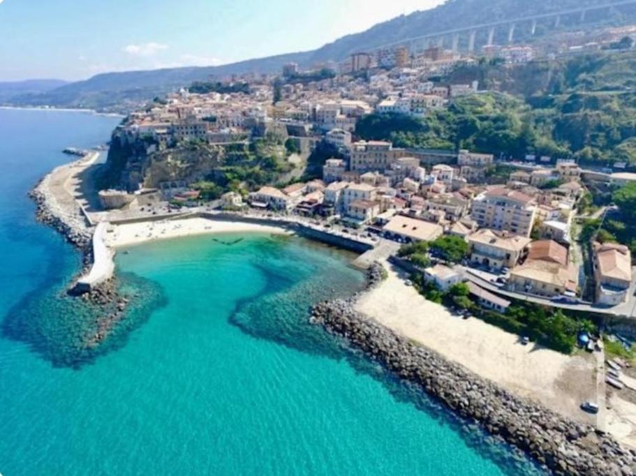 Casa Di Giorgio-Fronte Spiaggia Pizzo  Zewnętrze zdjęcie